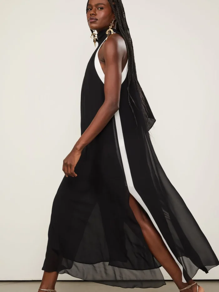 VESTIDO MIDI COM GOLA ALTA PRETO COM BRANCO - AMIMALE