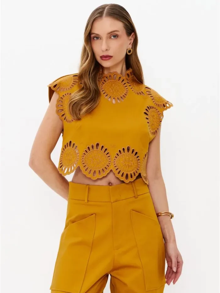 Blusa Cropped Sem Manga Bordada - MOSTARDA