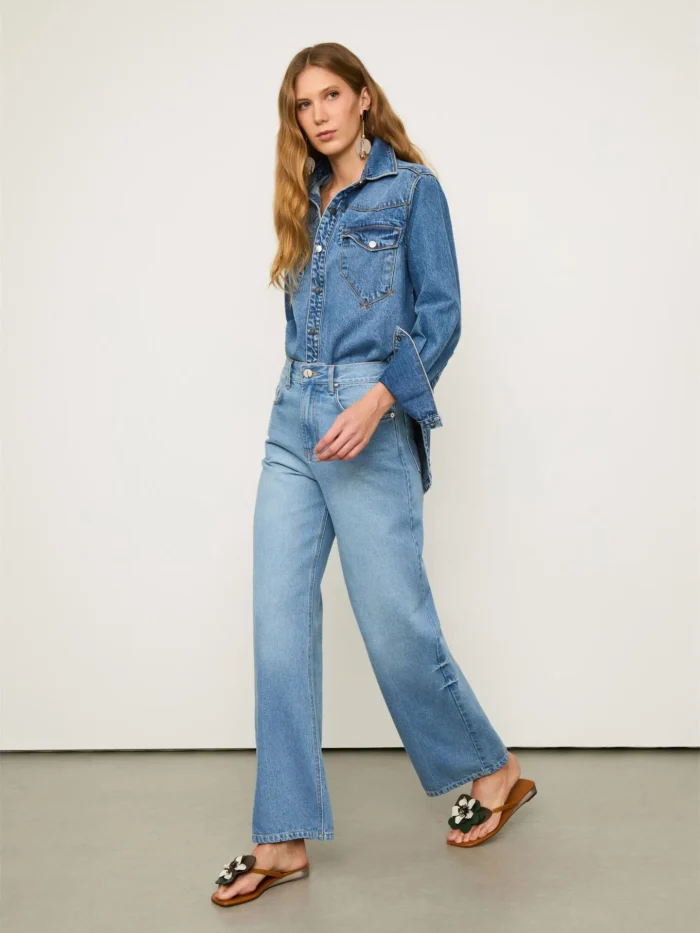 Calça Jeans Reta Lavagem Clara